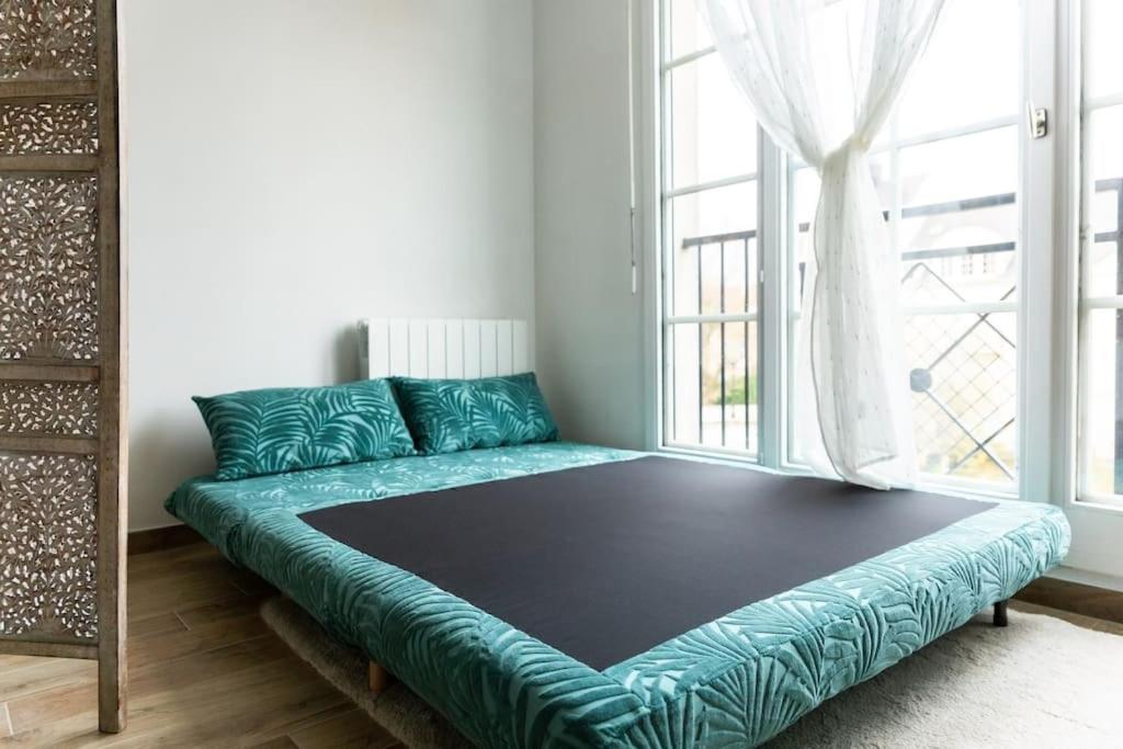 Studio Vue Direct Sur Le Port De Cergy, Parking Prive Gratuit 외부 사진